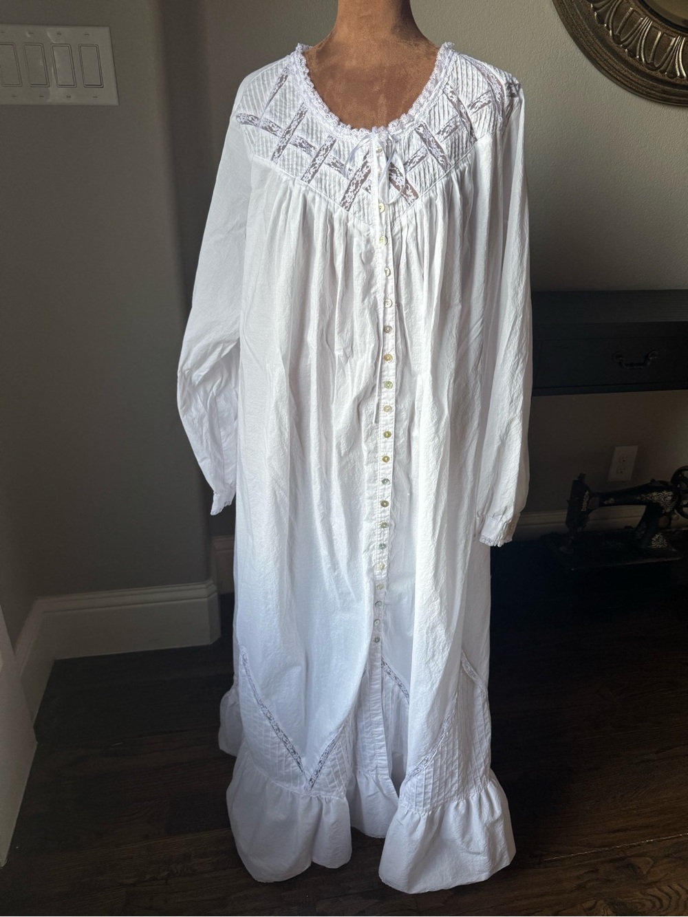 Eileen West Moonlight Sonata 2X Pale Lilac Cotton Lace Ruffle Nightgown